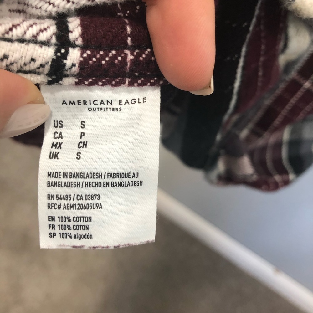 American Eagle Outfitters Mens Classic Fit Flannel Plaid Button Down Shirt - Picture 5 of 5